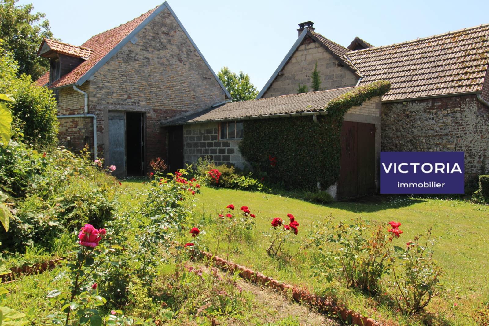 MAISON CENTRE VILLAGE - 61m² - 2 CHAMBRES - TERRAIN 900m²