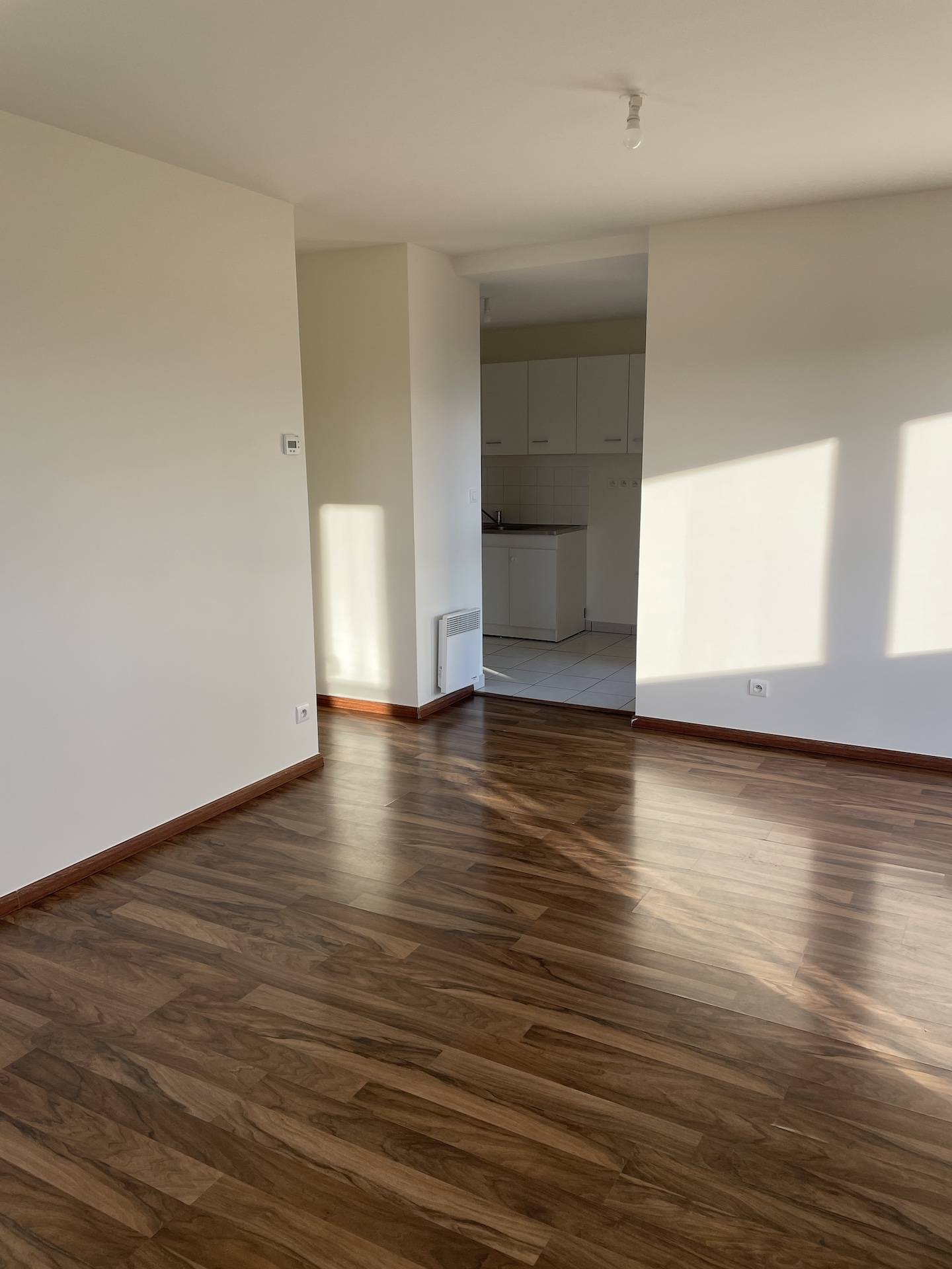 A louer Appartement avec stationnement