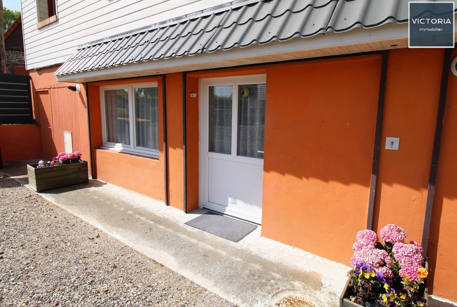 Investissement locatif airbnb vendu meublé a Dieppe Saint Aubin sur Scie 76