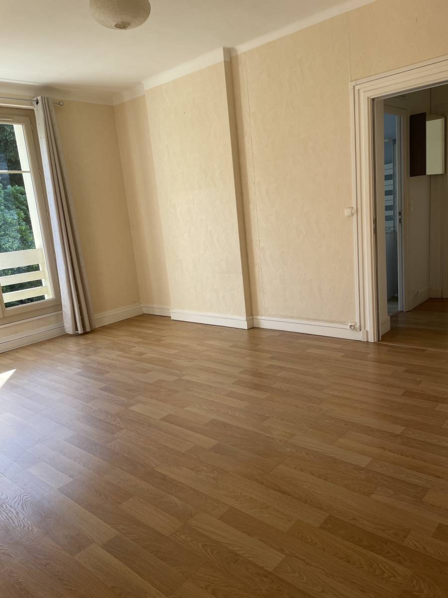 LOUÉ Appartement 3 pièces à ROUXMESNIL BOUTEILLES