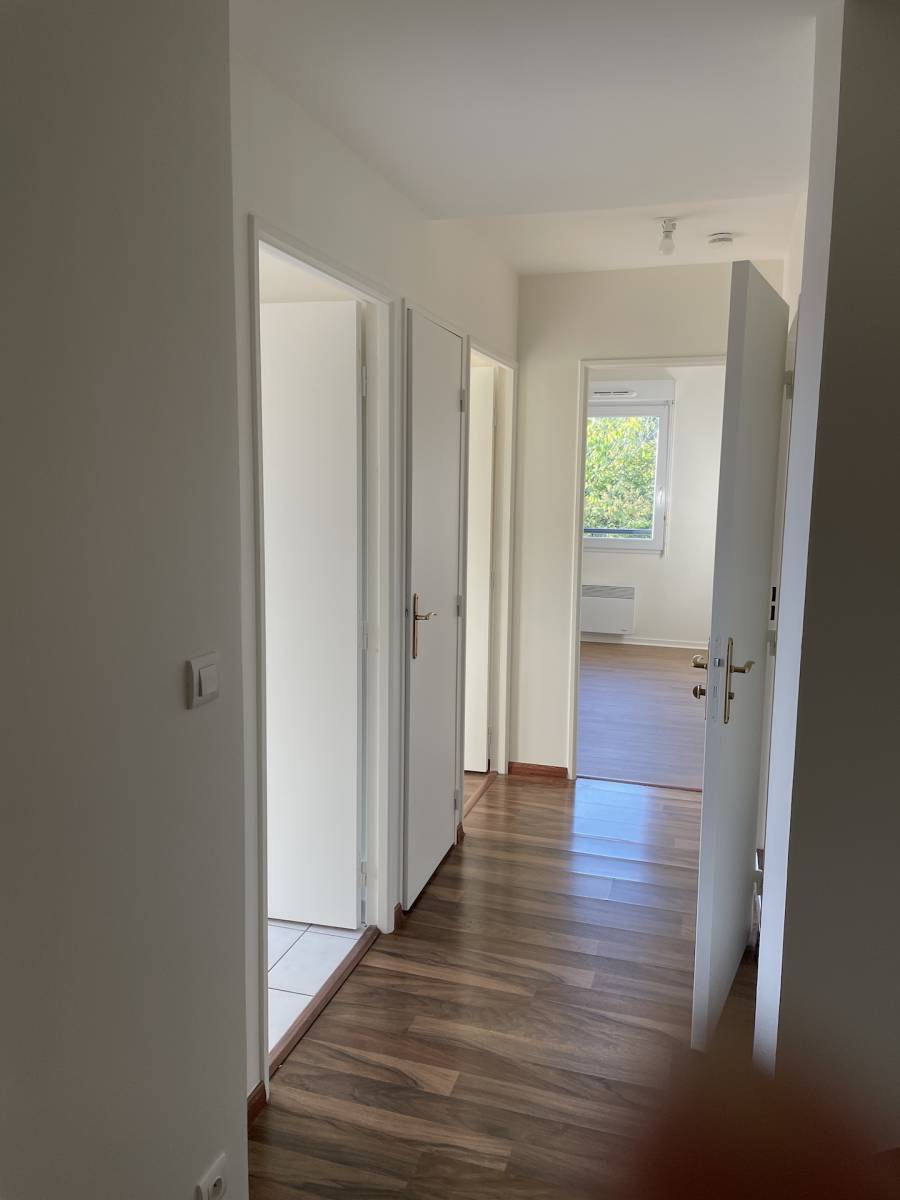 A louer Appartement T2 bourg tous commerces