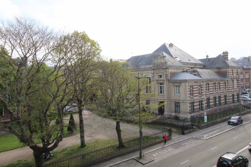Dieppe proche du tribunal de justice à louer appartement dans résidence 
