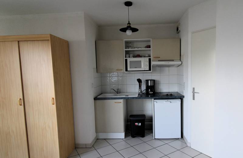 A louer dans résidence sécurisée appartement T1 meublé à Rouen