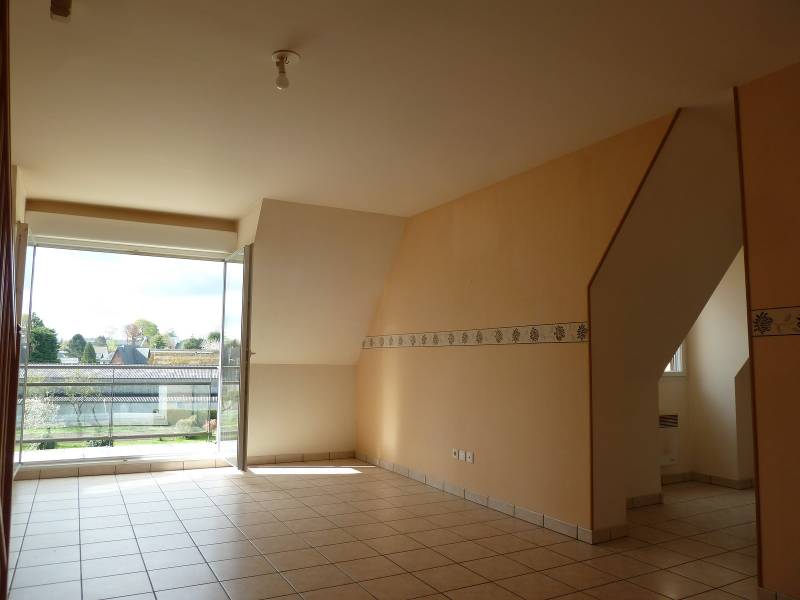 Luneray proche des commerces à louer appartement