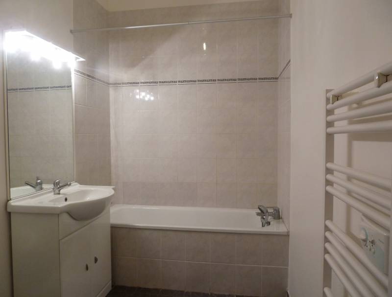 A louer à Dieppe proche du centre ville et des commodités appartement 2 pièces