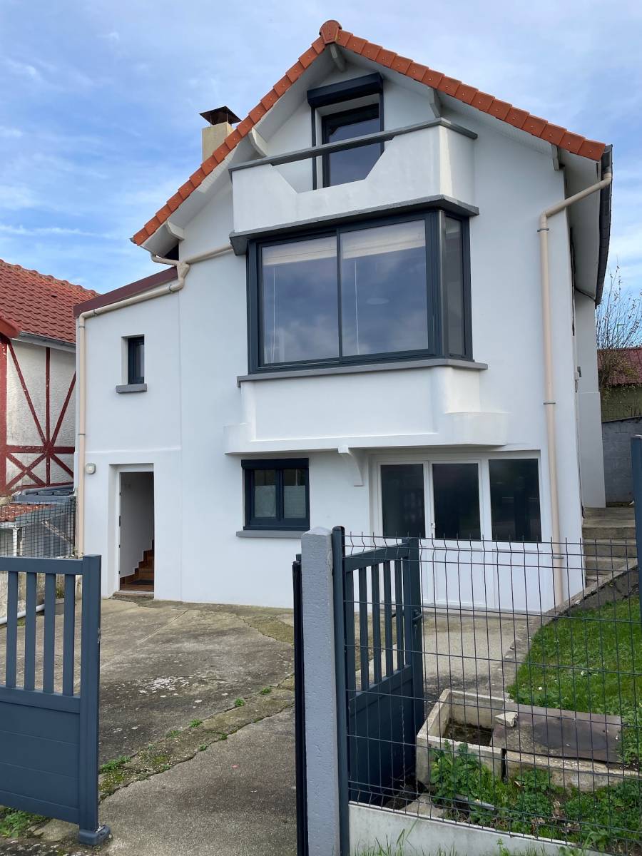 LOUE Maison 4 pièces à PETIT CAUX